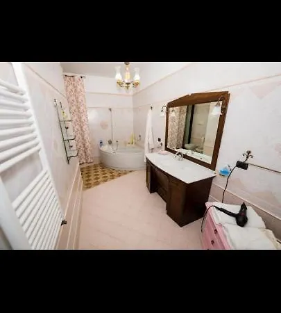Konukevi Villa Aurelia-Camera Da Letto E Bagno *